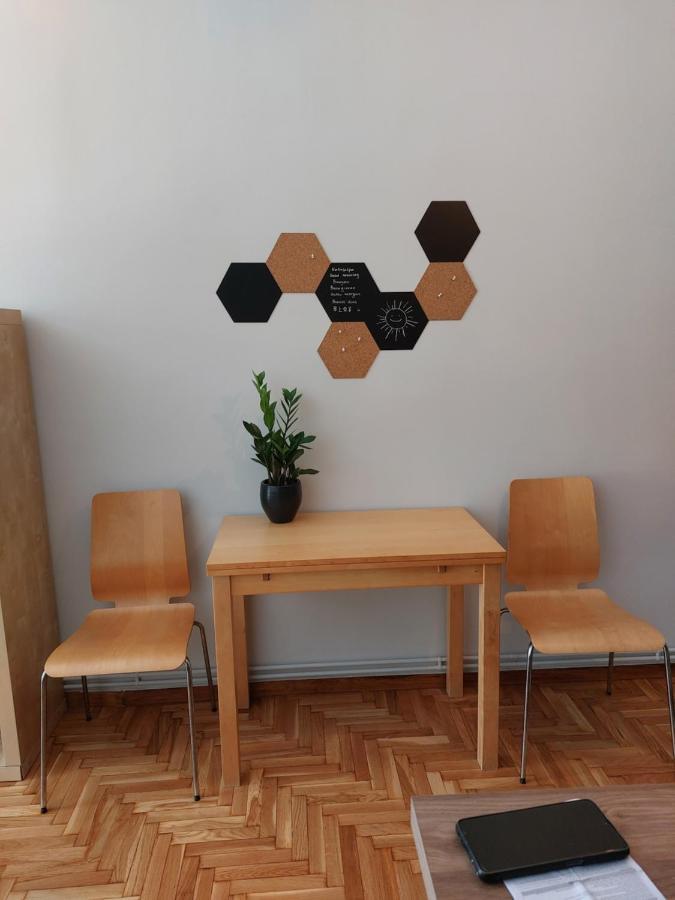 Christina-Anna Athens City Center Walking Distance To Everywhere And Acropolis, In One Of The Most Favorable Locations By National Gardens And Zoo, Hellenic Parliament In Syntagma And Stylish Exquisite Kolonaki Cozy Renovated Apartment Atenas Exterior foto