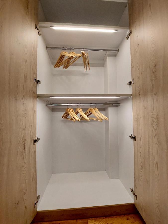 Christina-Anna Athens City Center Walking Distance To Everywhere And Acropolis, In One Of The Most Favorable Locations By National Gardens And Zoo, Hellenic Parliament In Syntagma And Stylish Exquisite Kolonaki Cozy Renovated Apartment Atenas Exterior foto