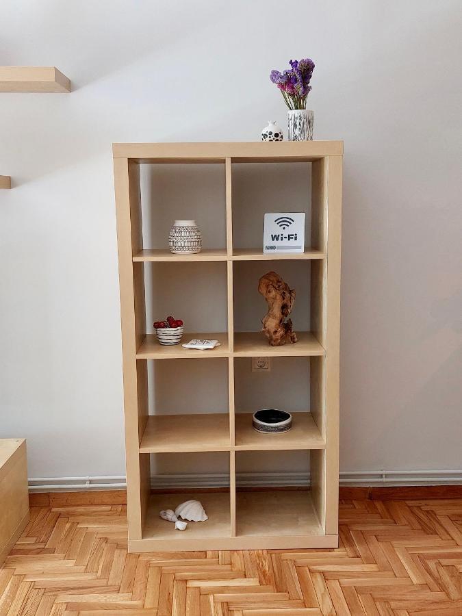 Christina-Anna Athens City Center Walking Distance To Everywhere And Acropolis, In One Of The Most Favorable Locations By National Gardens And Zoo, Hellenic Parliament In Syntagma And Stylish Exquisite Kolonaki Cozy Renovated Apartment Atenas Exterior foto