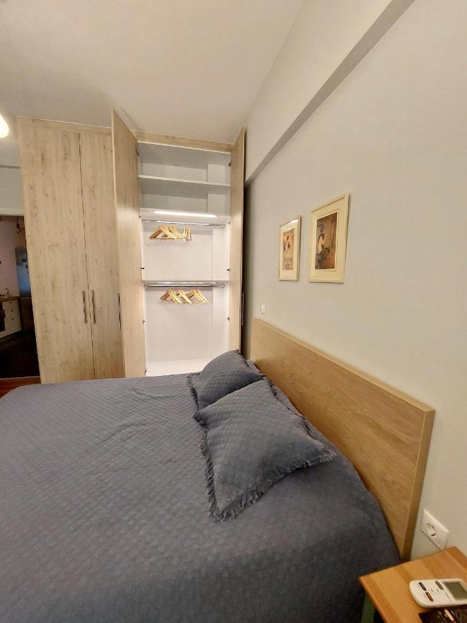 Christina-Anna Athens City Center Walking Distance To Everywhere And Acropolis, In One Of The Most Favorable Locations By National Gardens And Zoo, Hellenic Parliament In Syntagma And Stylish Exquisite Kolonaki Cozy Renovated Apartment Atenas Exterior foto