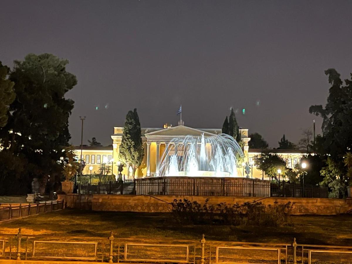 Christina-Anna Athens City Center Walking Distance To Everywhere And Acropolis, In One Of The Most Favorable Locations By National Gardens And Zoo, Hellenic Parliament In Syntagma And Stylish Exquisite Kolonaki Cozy Renovated Apartment Atenas Exterior foto