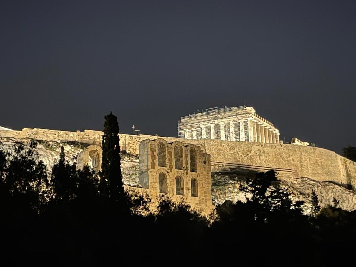 Christina-Anna Athens City Center Walking Distance To Everywhere And Acropolis, In One Of The Most Favorable Locations By National Gardens And Zoo, Hellenic Parliament In Syntagma And Stylish Exquisite Kolonaki Cozy Renovated Apartment Atenas Exterior foto