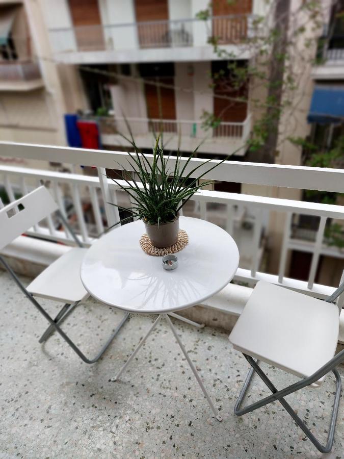 Christina-Anna Athens City Center Walking Distance To Everywhere And Acropolis, In One Of The Most Favorable Locations By National Gardens And Zoo, Hellenic Parliament In Syntagma And Stylish Exquisite Kolonaki Cozy Renovated Apartment Atenas Exterior foto